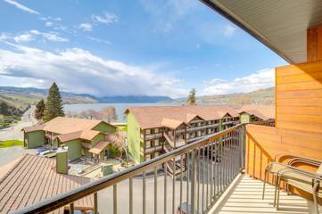 Gîte pour 4 personnes, avec jacuzzi ainsi que balcon et piscine à Chelan