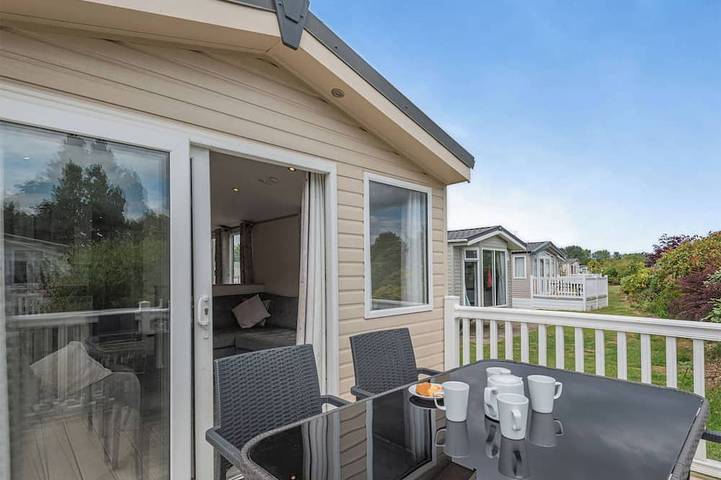 Glamping for 8 people in Skegness