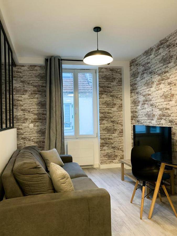 Appartement entier, One-Bedroom Apartment in Lagny-sur-Marne, Seine-et-Marne
