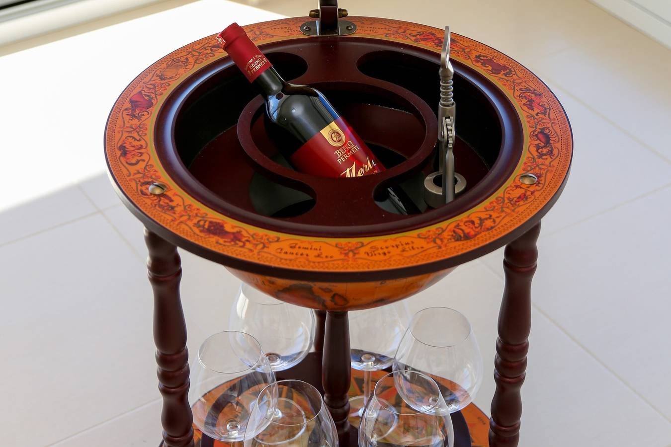 Apartamento entero, Apartamento de vacaciones para 7 personas con balcón in Albania