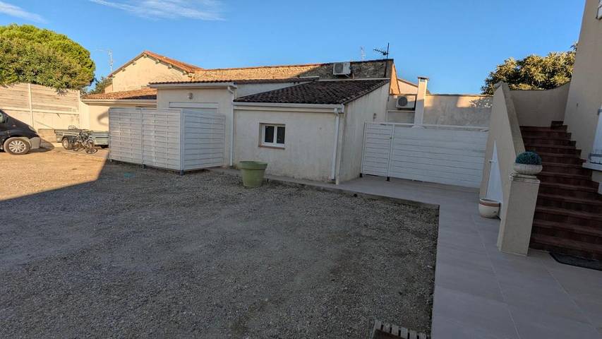 Location de vacances pour 2 personnes, avec piscine et terrasse à Lavérune - 4