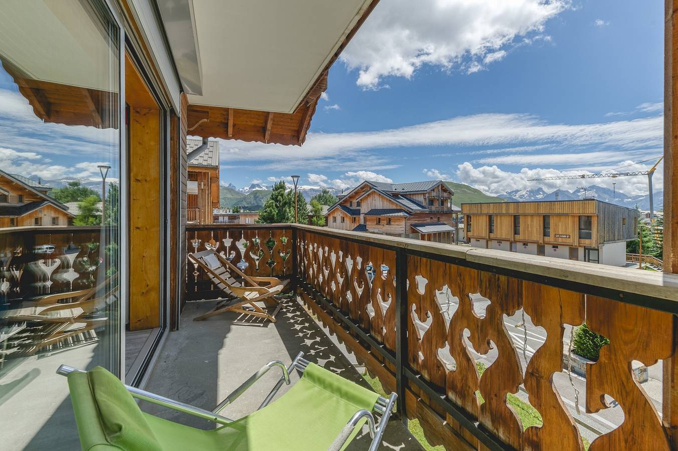 Ganze Wohnung, Ferienwohnung 'Crocus 4-5 55m2' mit Balkon und Wi-Fi in Huez, Nationalpark Écrins