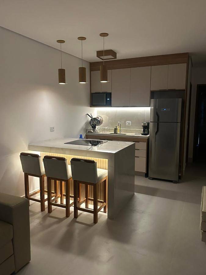 Casas e apartamentos de temporada para 5 pessoas, com jardim e vista para o lago e ainda piscina na Barra do Una