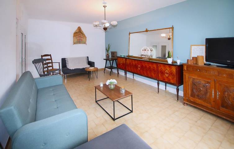 Gîte pour 4 personnes, avec terrasse ainsi que jardin et piscine à Carpentras - 4