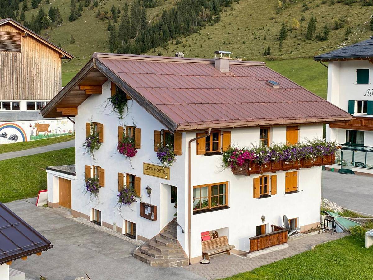 Lech Hostel in Lechtaler Alpen, Lech am Arlberg