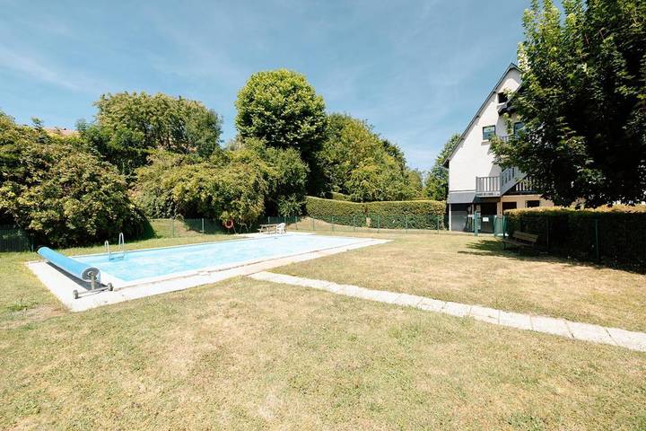 Hel lejlighed, Apartment 'Le Jardin Canisy - Piscine - Tennis' with Shared Pool, Private Terrace and Wi-Fi in Saint-Arnoult, Lisieux Området