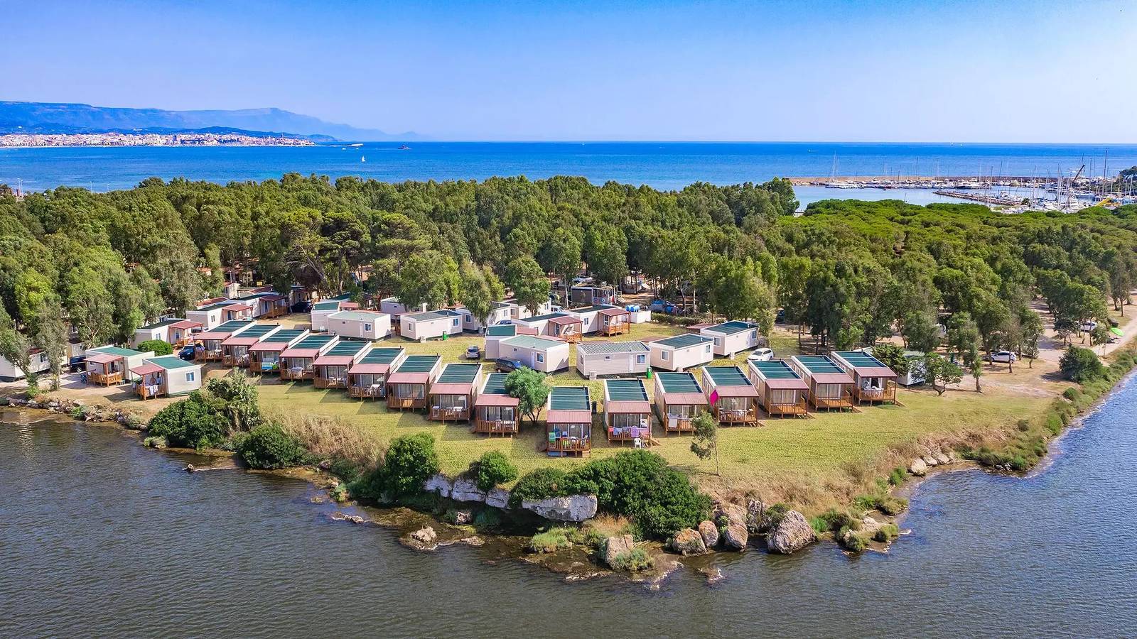 Camping für 4 Personen in Pineta di Maria Pia, Sassari Provinz