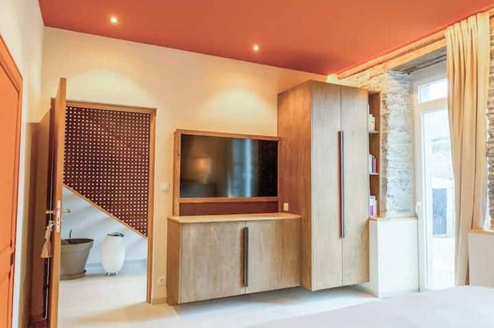 Elegant and quiet premium room – 15-minute walk to the beach in Châteaulin, Châteaulin und Umgebung