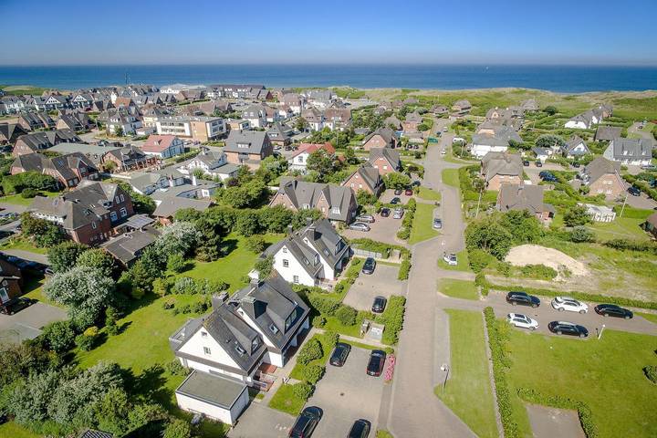 Ganze Wohnung, Ein besonderes Hideaway. In Top-Lage Wenningstedts, zwischen Dorfteich und Dünen in Wenningstedt, Sylt