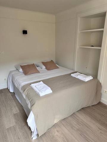 Hôtel pour 3 personnes, avec terrasse à Cosne-Cours-sur-Loire