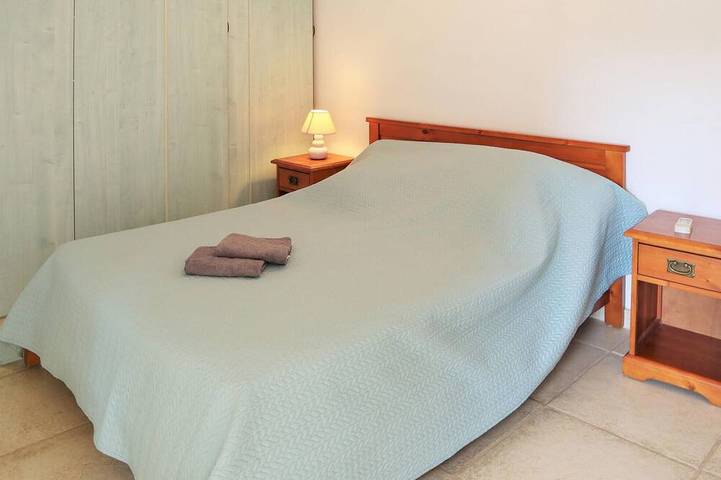 Cozy home in Rochefort-du-Gard in Rochefort-du-Gard, Nimes und Umgebung