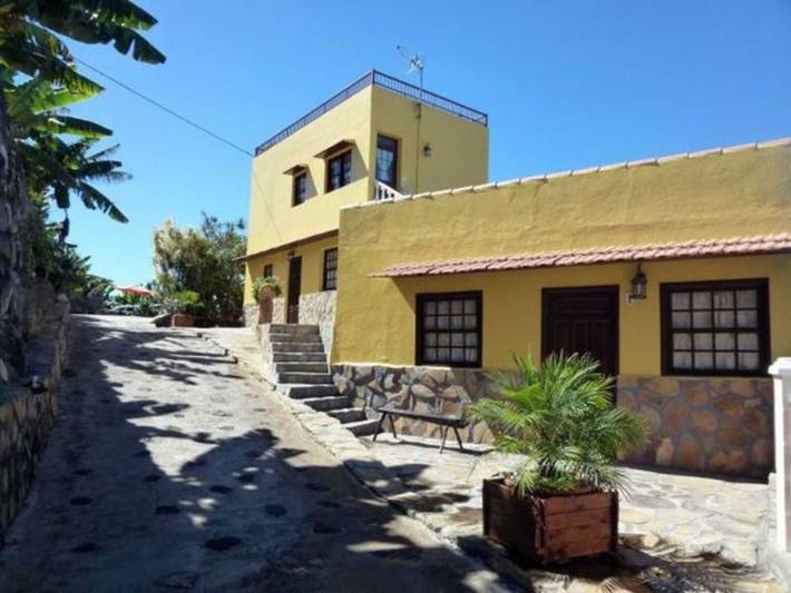 Ferienhaus für 5 Personen, mit Terrasse und Garten sowie Pool in Tijarafe