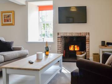 Log Cabin for 2 People in Angus, Scotland, Photo 1