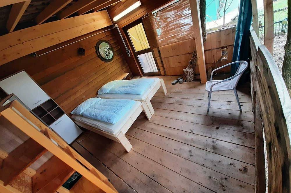 Ganze Wohnung, Ferienhaus perfekt für Gruppen in idyllischer Alleinlage mit Pool in Neuhaus a.d.Pegnitz, Landkreis Nürnberger Land