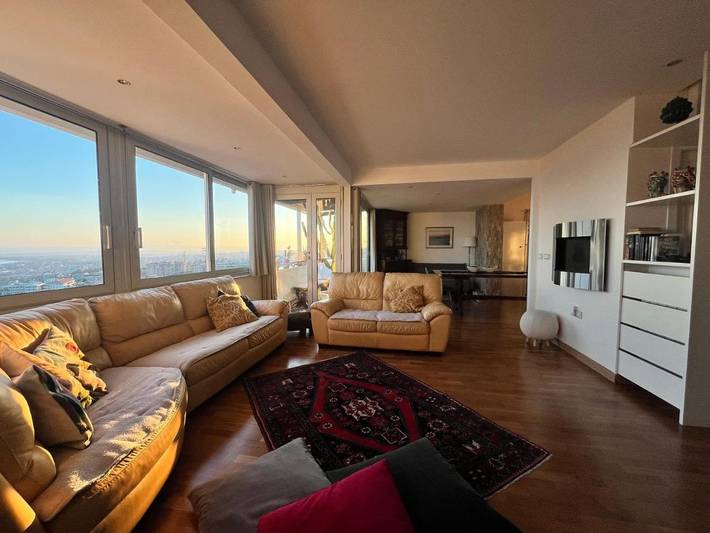 Appartamento per 4 persone, con Balcone e Terrazza nonché Panorama a Tremestieri Etneo