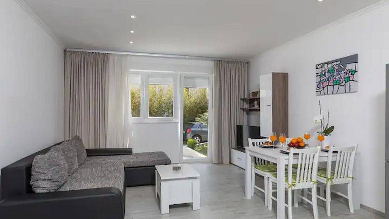 Ganze Ferienwohnung, Ferienwohnung für 4 Personen (55 m²) in Mokošica in Mokosica, Dubrovnik-Neretva