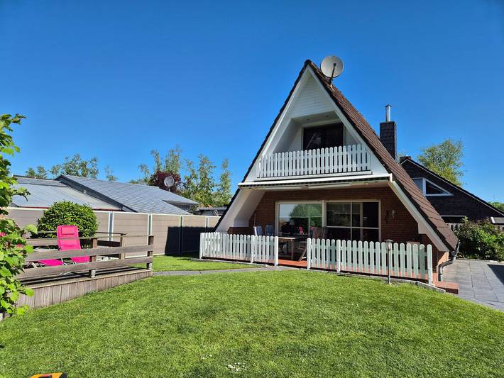 Ferienhaus für 4 Personen, mit Balkon und Terrasse sowie Garten