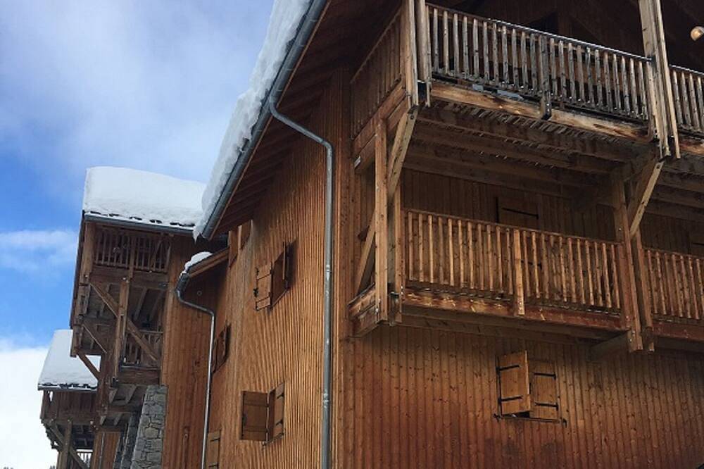 Oz Station Alpe d'Huez Privates Chalet, Pied des Pistes, Wifi, freie Sicht in Oz, Nationalpark Écrins