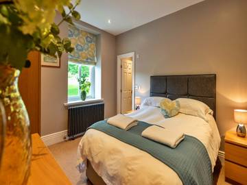 Holiday Rental for 4 People in Buxton, Peak District, Photo 2