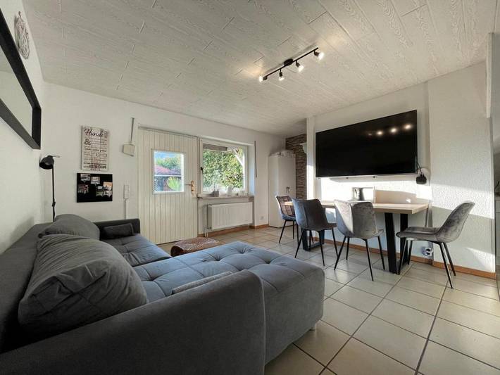 Ferienwohnung für 4 Personen, mit Terrasse und Ausblick in Bullay