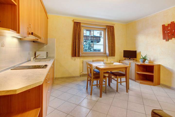 Appartamento intero, Appartamento 'Al Bait Da Marangona 2' con vista sulle montagne, giardino in comune e Wi-Fi in Livigno (Borgo), Livigno
