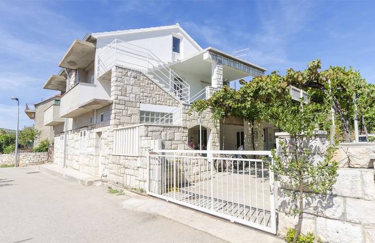 Ferienwohnung für 2 Personen, mit Terrasse in Vodice