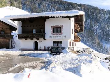 Villa für 21 Personen, mit Garten in Tirol