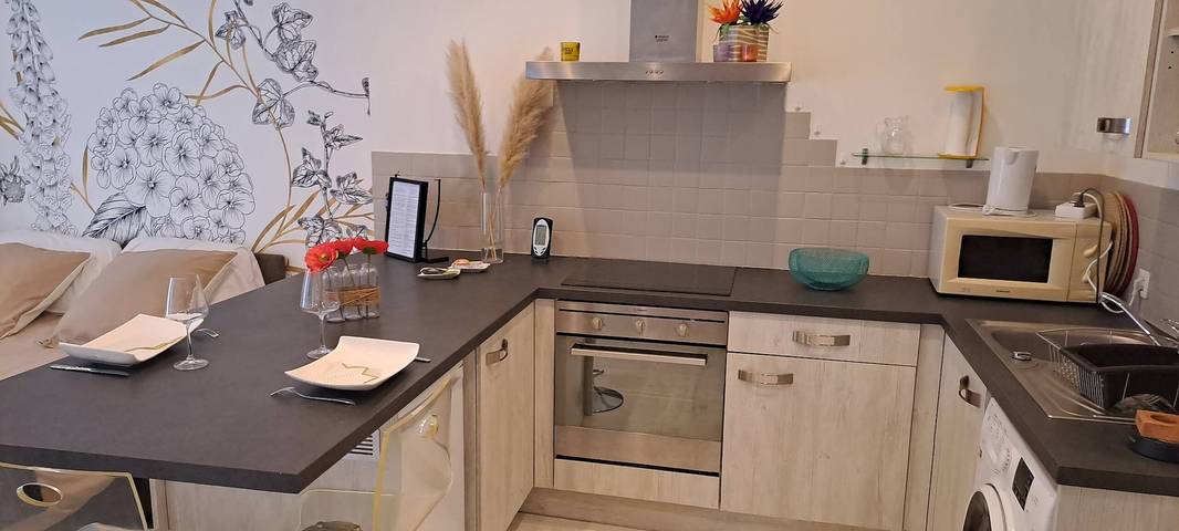 Appartement entier, Les Arcades Studio Coeur De Ville, Wi-fi, Netflix, Canal in Cholet, Région de Cholet