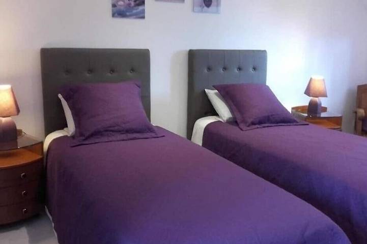 Location de vacances pour 6 personnes, avec terrasse ainsi que piscine et jardin à Saint-Aubin-Routot - 4