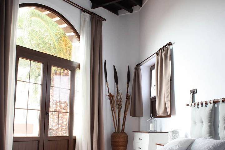 Finca für 5 Personen, mit Whirlpool und Terrasse sowie Garten, mit Haustier