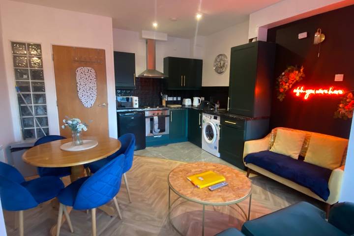 Holiday letting for 4 people, with pets in Belfast