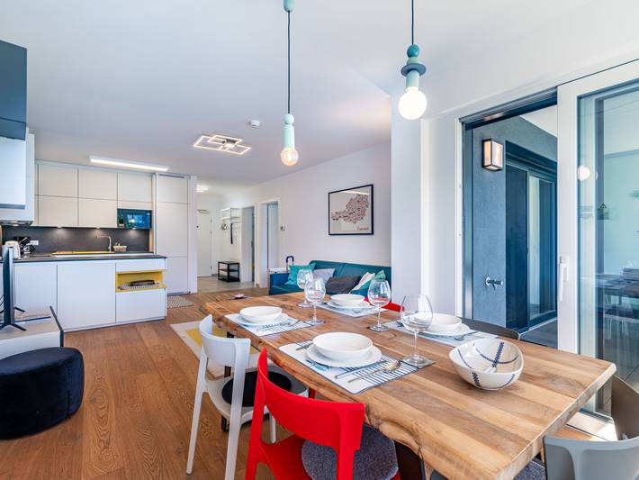Ferienwohnung für 2 Personen, mit Terrasse und Garten sowie Seeblick in Gerlitzen