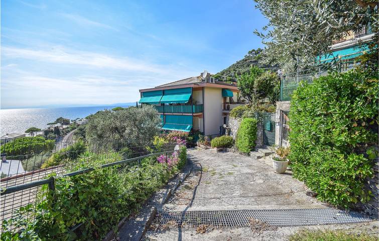 Ferienwohnung für 6 Personen, mit Garten in Recco