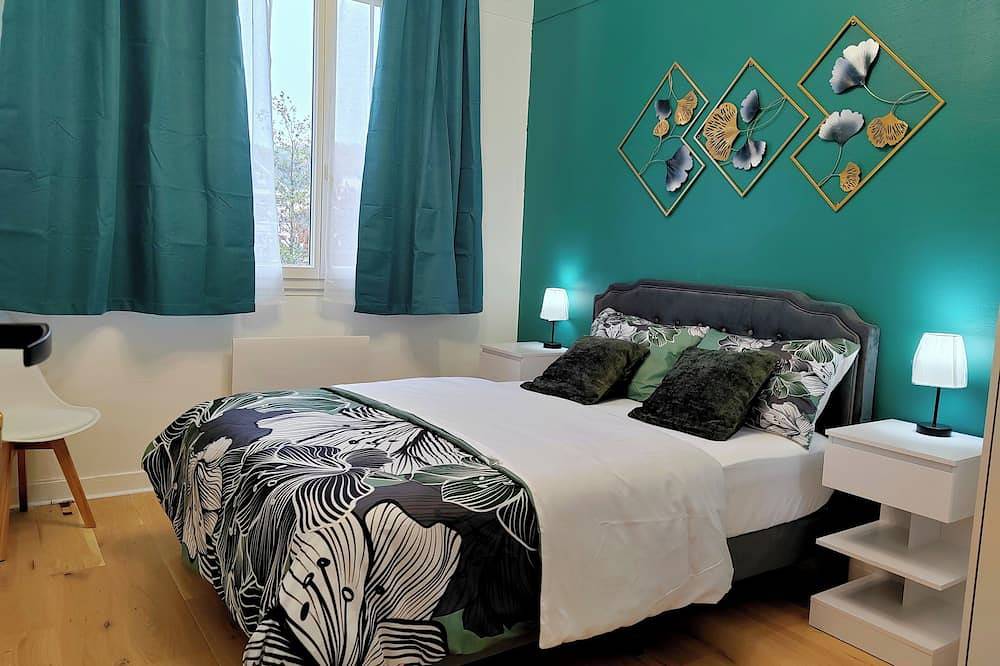 Appartement entier, Appart en centre ville - 5 min de la gare - 62 m2 - 1 à 6 pers - proche de paris in Creil, Oise