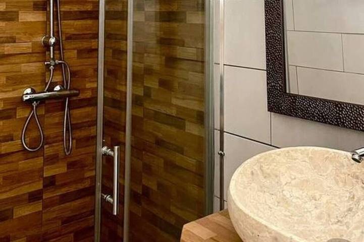 Gîte pour 4 personnes, avec jardin ainsi que piscine et terrasse dans Anse à l'Ane - 3