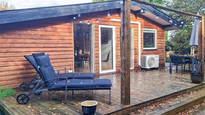 Ferieudlejning for 7 personer, med terrasse, husdyr tilladt i Slagelse