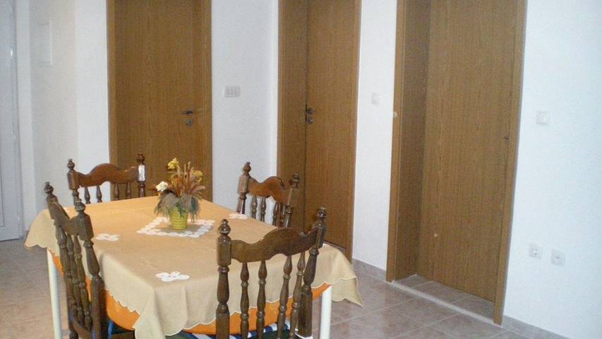 Ferienwohnung für 5 Personen in Privlaka - 4