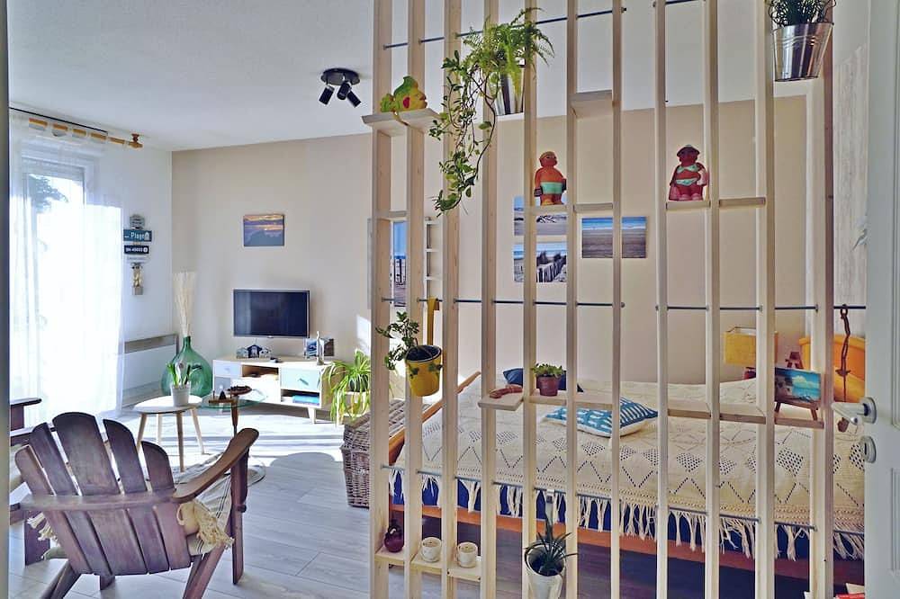 Appartement entier, Charmant Studio \"Côté Nature\" classé 3 ☆ avec terrasse in Saint-Marc, Territoire de Belfort
