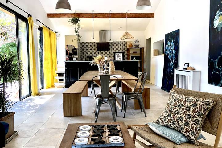 Location de vacances pour 8 personnes, avec piscine et jardin, adapté aux familles à Lauris - 3