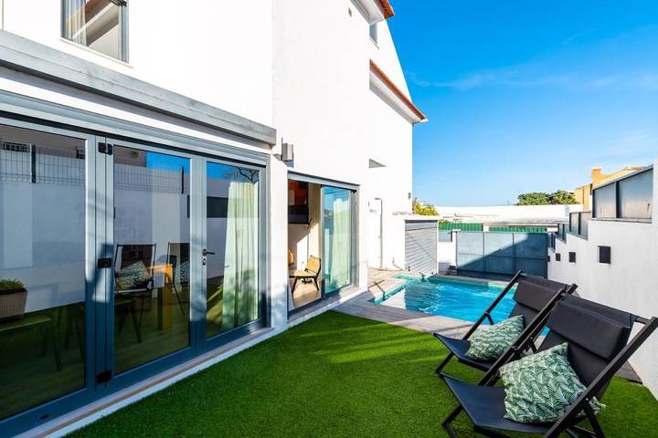 Villa pour 8 personnes, avec sauna ainsi que jardin et piscine à Lisbonne - 4