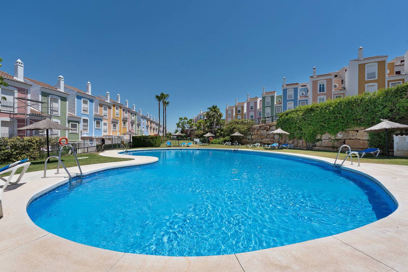 Casa de Férias 'Nouvelle Location Bord De Mer' com Vista Mar, Wi-Fi e Ar Condicionado in Bahia de Casares, Casares