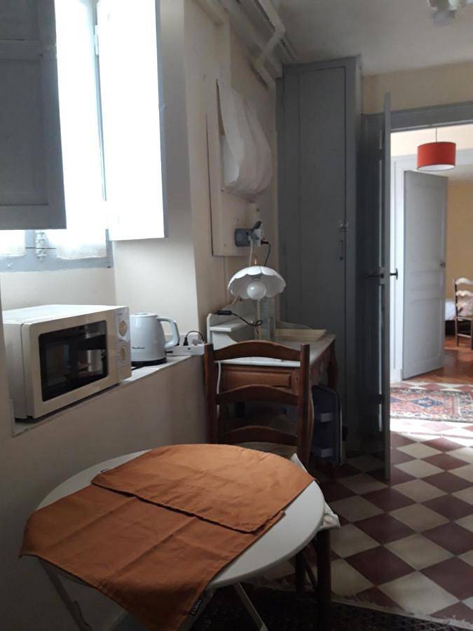 La halte au calme, chez l'habitant in Gelos, Béarn