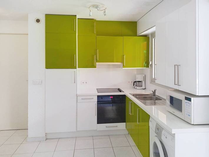 Gîte pour 5 personnes, avec terrasse dans Plage La Favière - 3