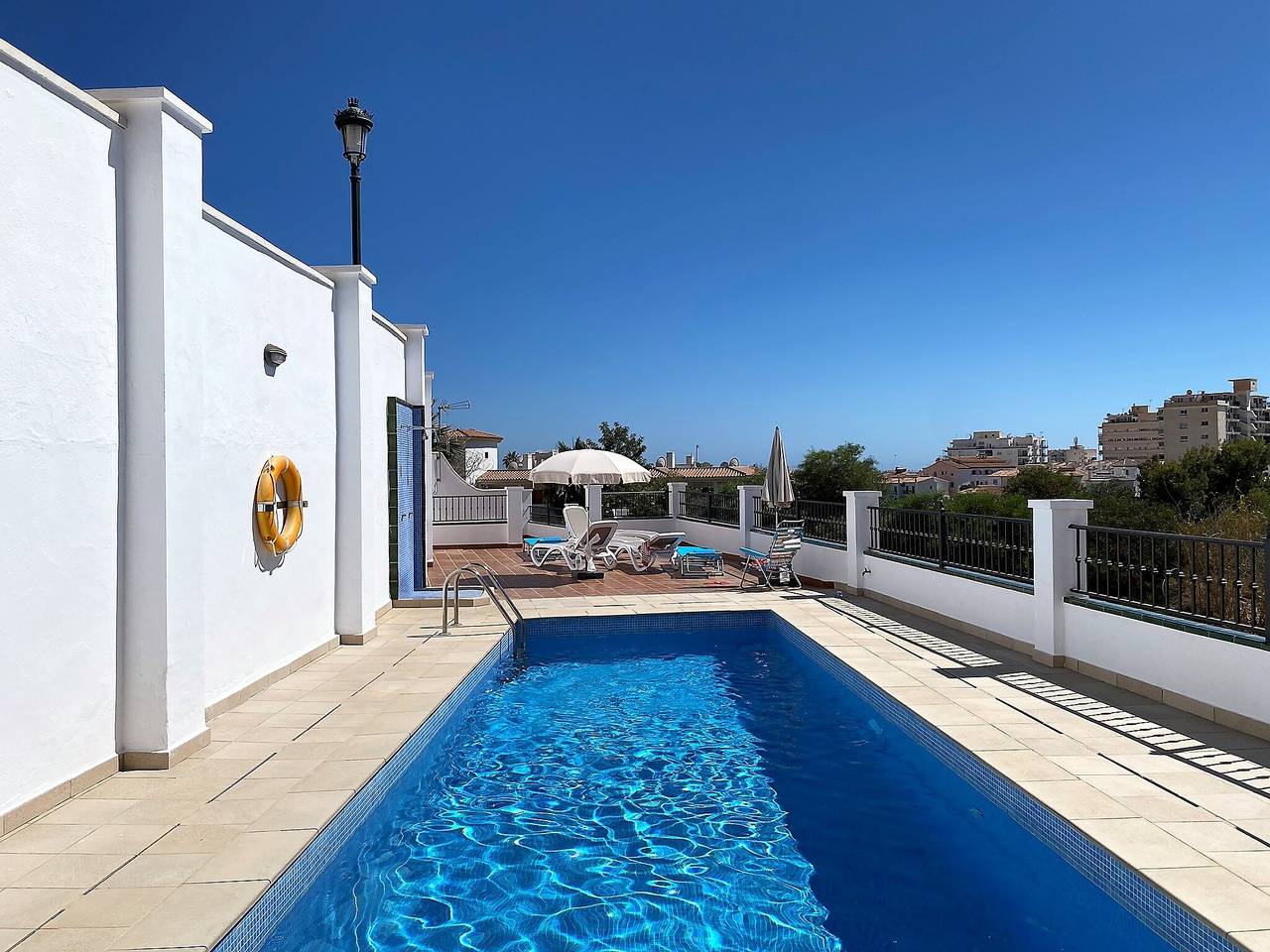 Chalet para 8 Personas en Playa de Burriana, Nerja