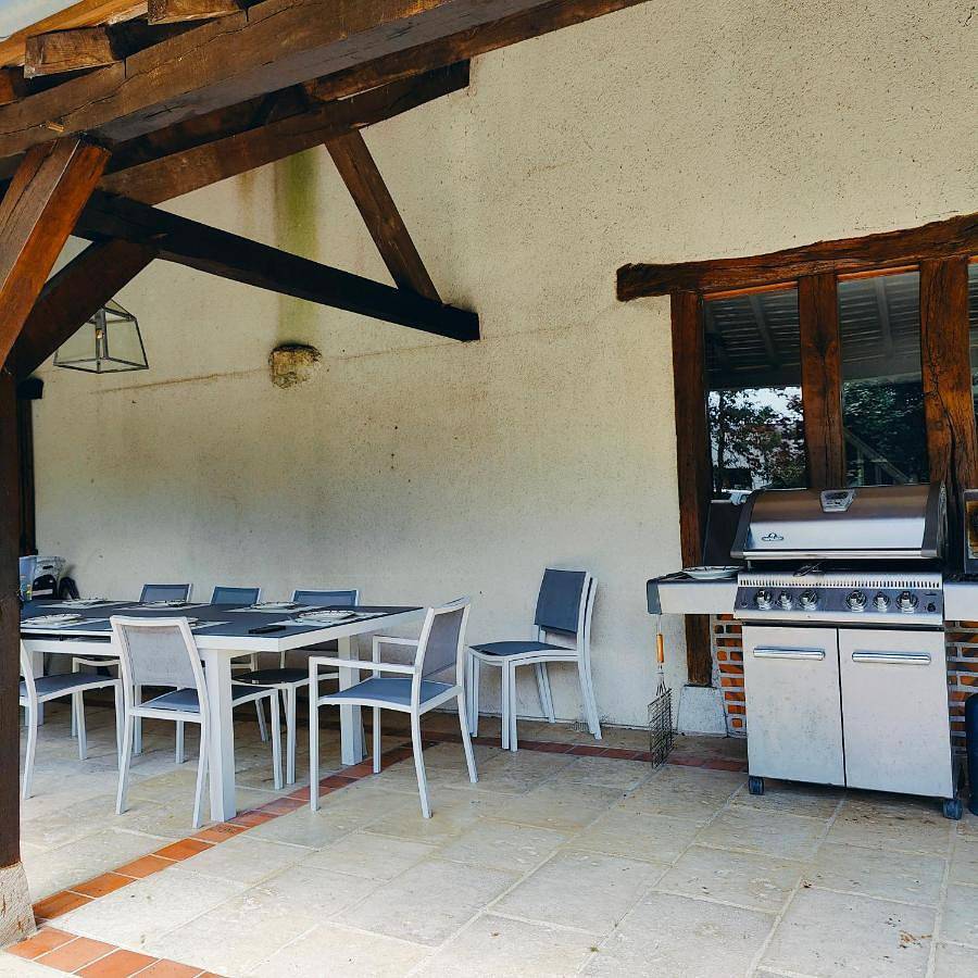 Five-Bedroom House in Cellettes, Sologne