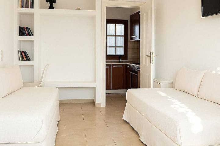 Location de vacances pour 4 personnes, avec balcon et jacuzzi dans Agia Anna - 3