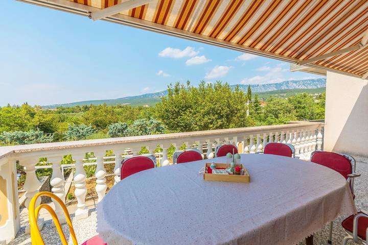 Apartament wakacyjny dla 8 osób, z Balkon i Taras oraz Ogród w Jadranovo