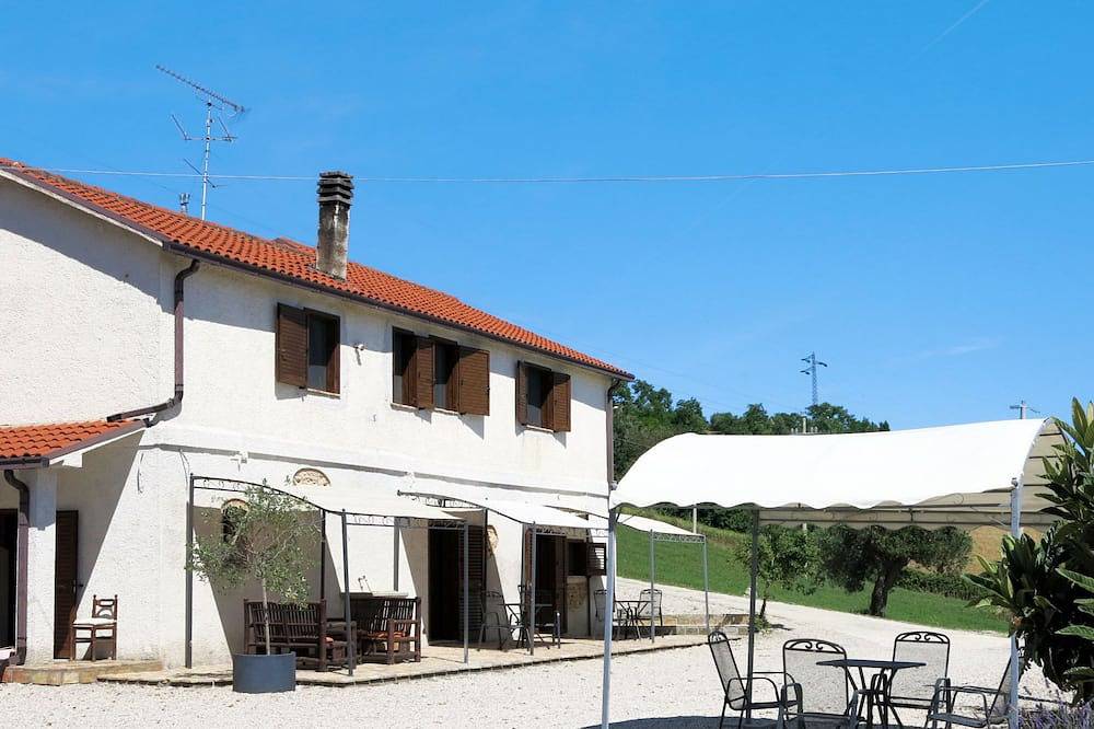 Entire apartment, Serrani in Roseto degli Abruzzi, Adriatic Coast Abruzzo