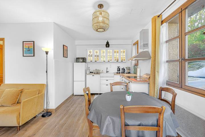 Appartement entier, Le Domaines Des Thermes - T2  avec piscine partagée, calme et vue montagne in Gap, Région de Gap