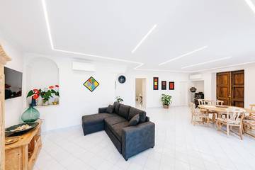 Villa for 4 Guests in Amalfi, Amalfi Coast, Picture 4